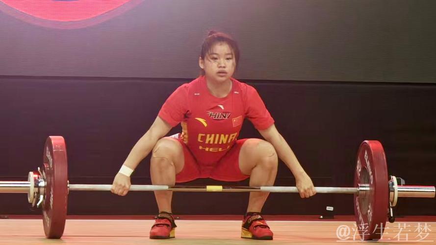 胡雨欢世青少赛豪夺三金 胡雨欢世青少赛豪夺三金